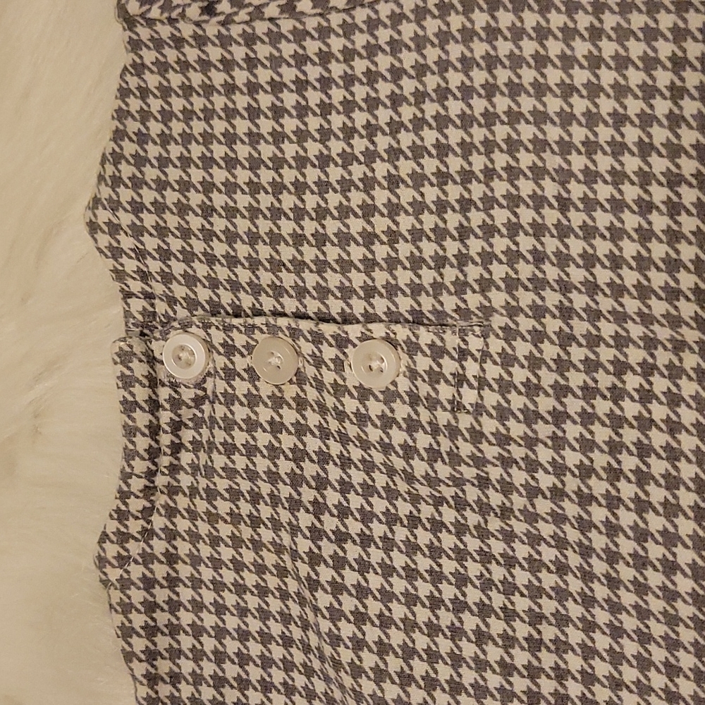 Calvin Klein Houndstooth Pleated Shirt - 6-9 Mos. - Picture 5 of 8